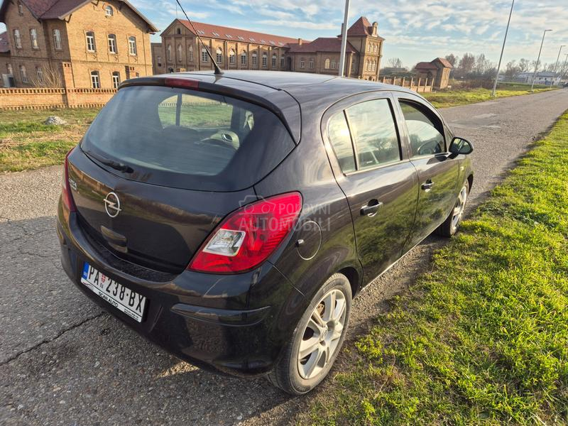 Opel Corsa D 1.4