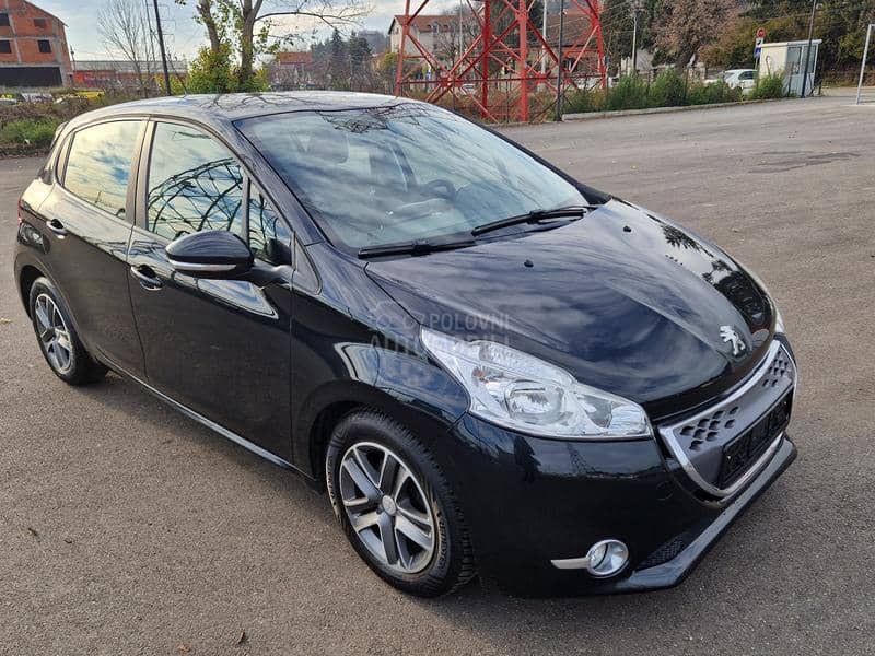 Peugeot 208 1.4 eHDi AUT0MATK