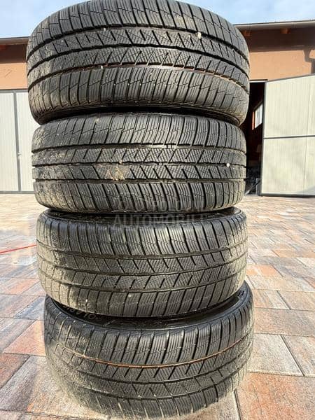 Barum 225/45 R17 Zimska