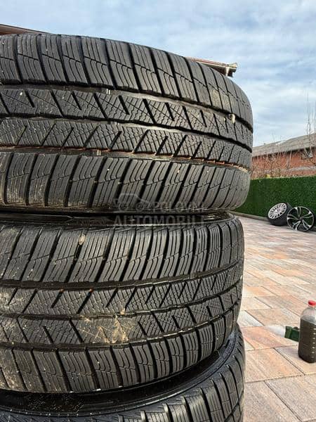 Barum 225/45 R17 Zimska