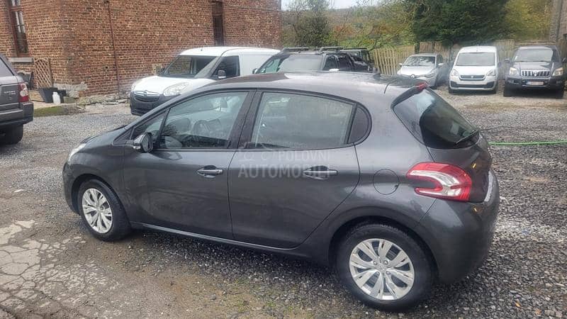 Peugeot 208 1.2 PURETECH