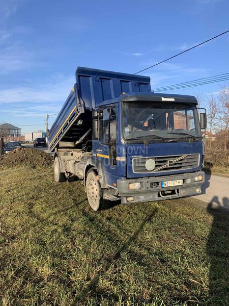 Volvo FL 220