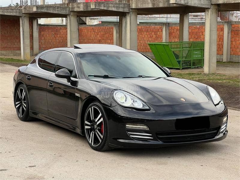 Porsche Panamera S 4.8