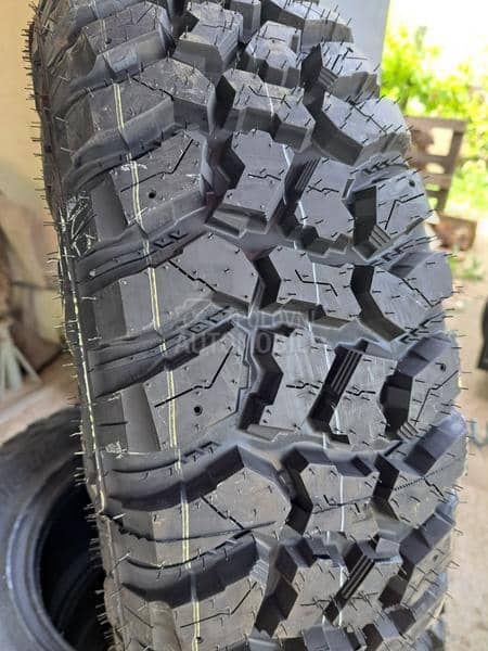 Ostalo 265/65 R17 Zimska