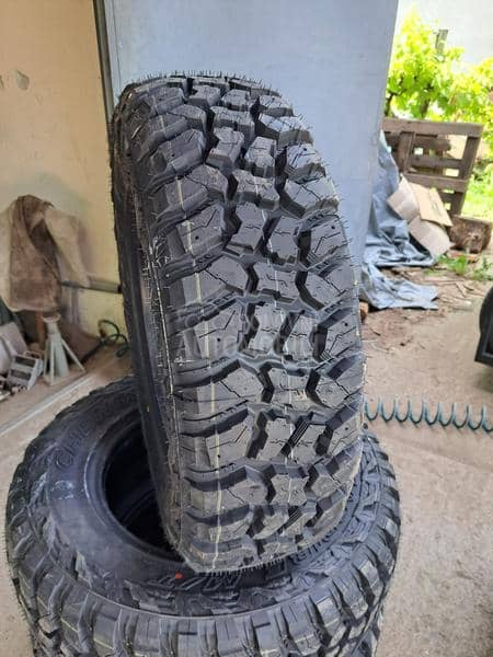 Ostalo 265/65 R17 Zimska