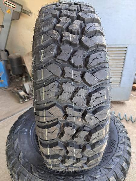 Ostalo 265/65 R17 Zimska