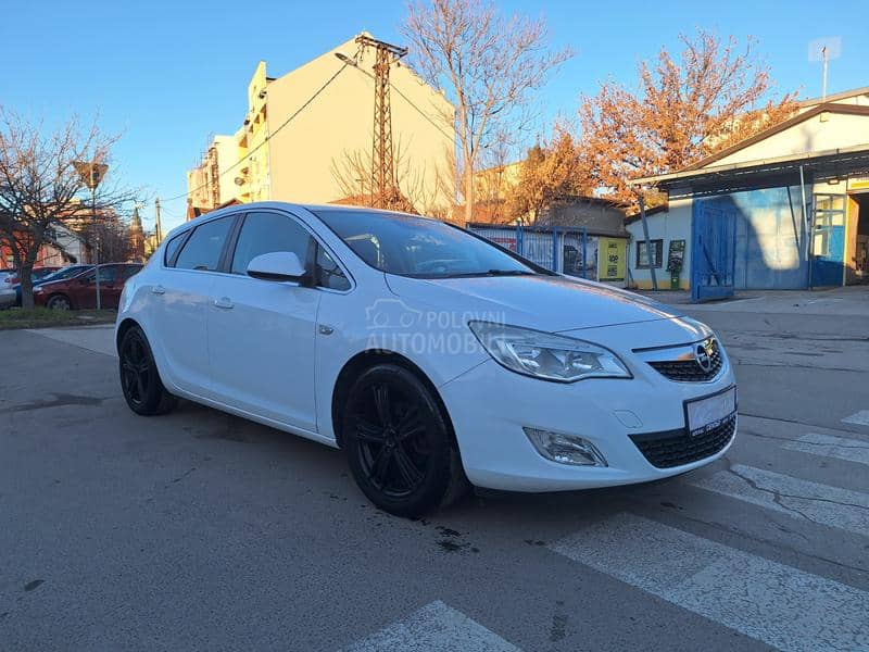 Opel Astra J 1.7 CDTI