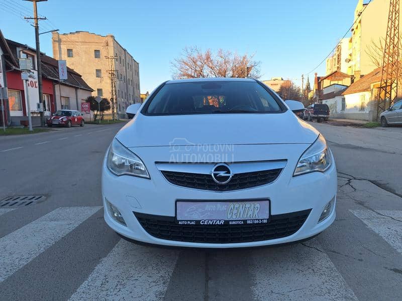 Opel Astra J 1.7 CDTI