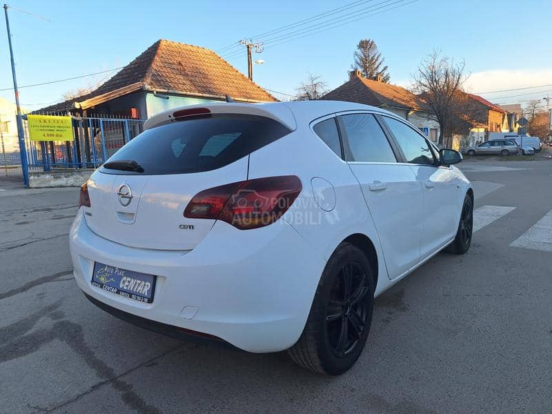 Opel Astra J 1.7 CDTI