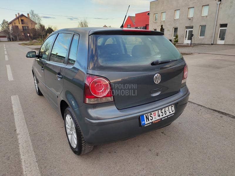 Volkswagen Polo 1,2i 2008g