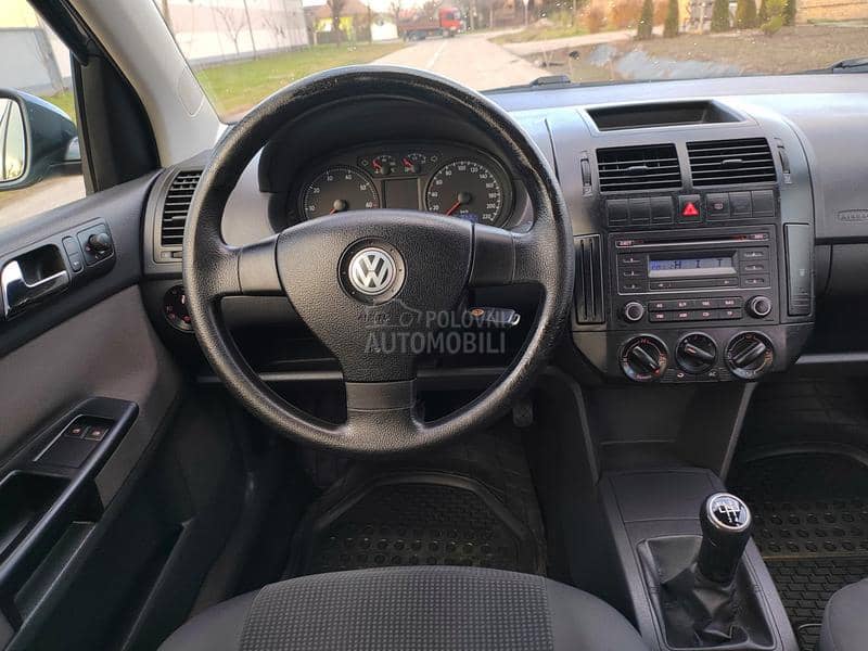 Volkswagen Polo 1,2i 2008g