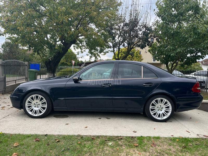 Mercedes Benz E 220 W211