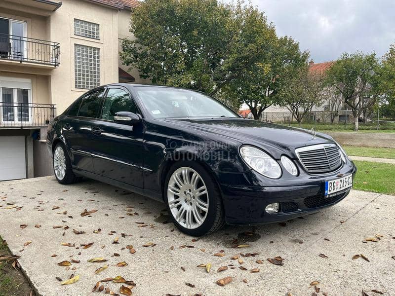 Mercedes Benz E 220 W211