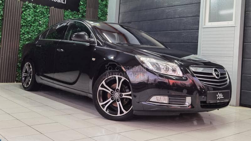 Opel Insignia 2.0CDTI NOV