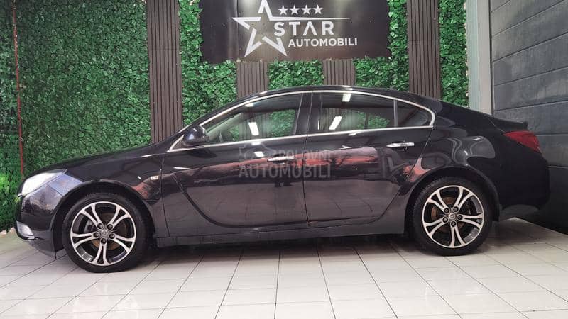 Opel Insignia 2.0CDTI NOV