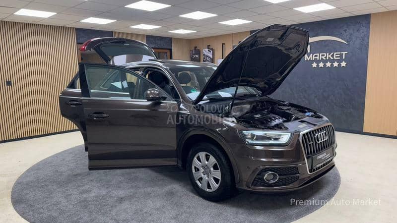 Audi Q3 2.0TDI/S LINE/NOV/