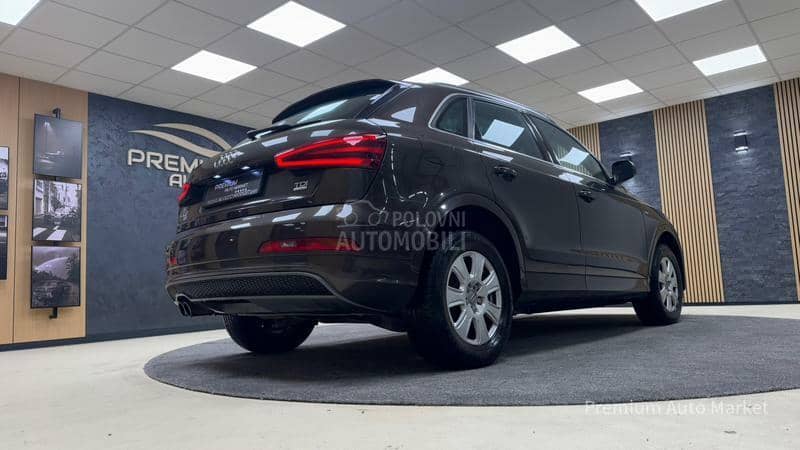 Audi Q3 2.0TDI/S LINE/NOV/