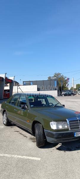 Mercedes Benz W124 2.0