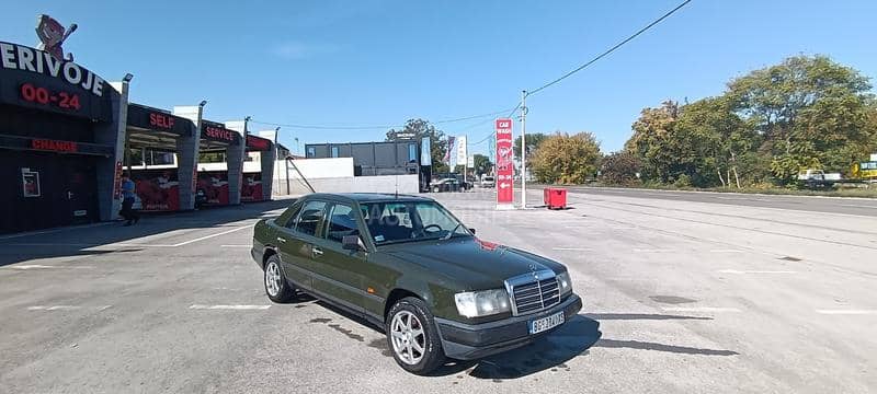 Mercedes Benz W124 2.0