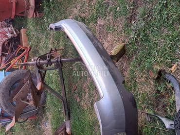 zadnji branik za Audi A4 od 2001. do 2004. god.