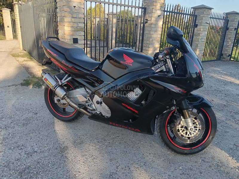 Honda CBR 600 F2