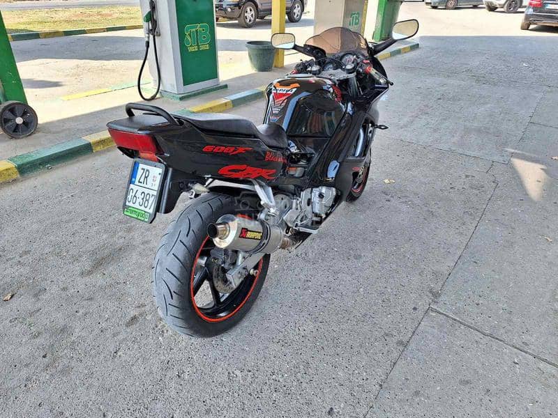 Honda CBR 600 F2