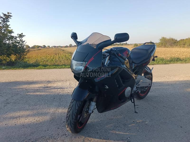 Honda CBR 600 F2