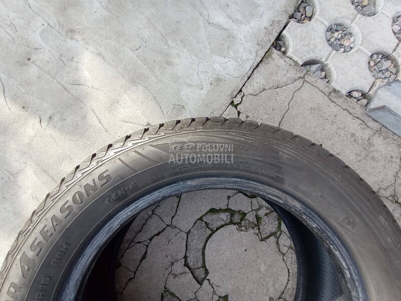 Goodyear 185/60 R15 Zimska