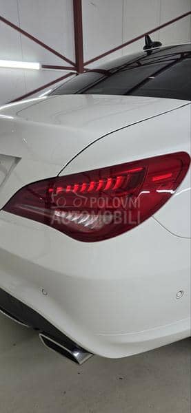 Mercedes Benz CLA 180 AMG LINE