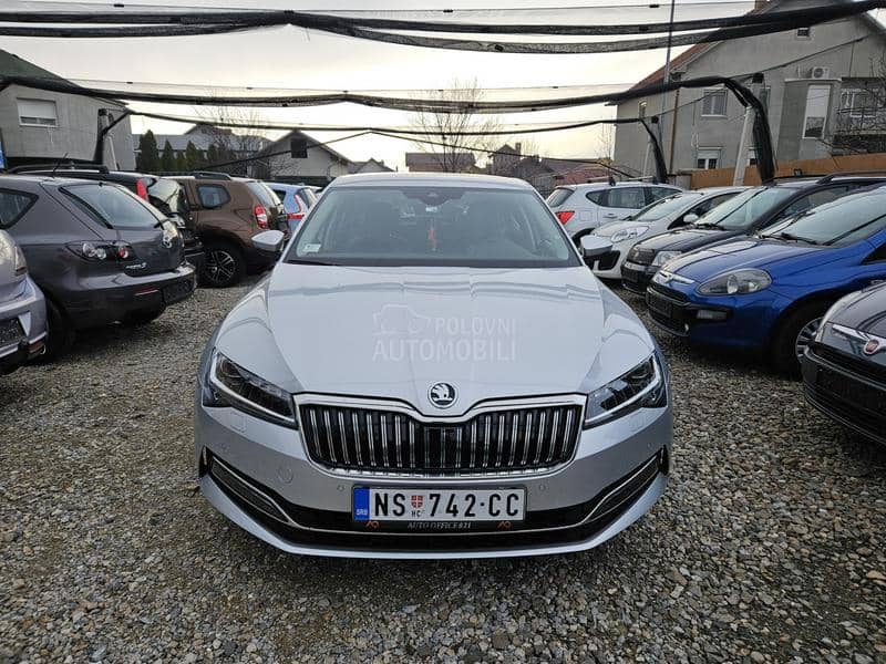 Škoda Superb 70.ooo 2.0TDI 4X4DSG