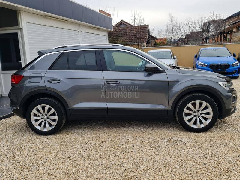 Volkswagen T-Roc VIRTUAL PANO.