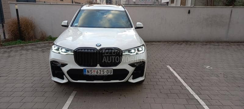 BMW X7 