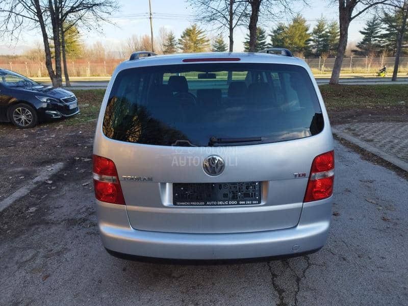 Volkswagen Touran 1.9 TDI toop