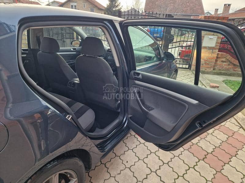 Volkswagen Golf 5 1.4 COMFORTLINE