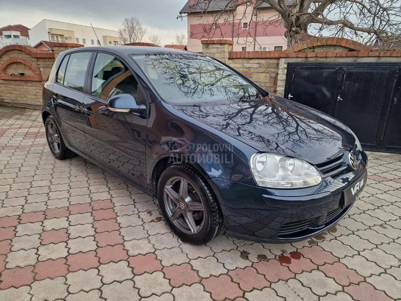 Volkswagen Golf 5 1.4 COMFORTLINE