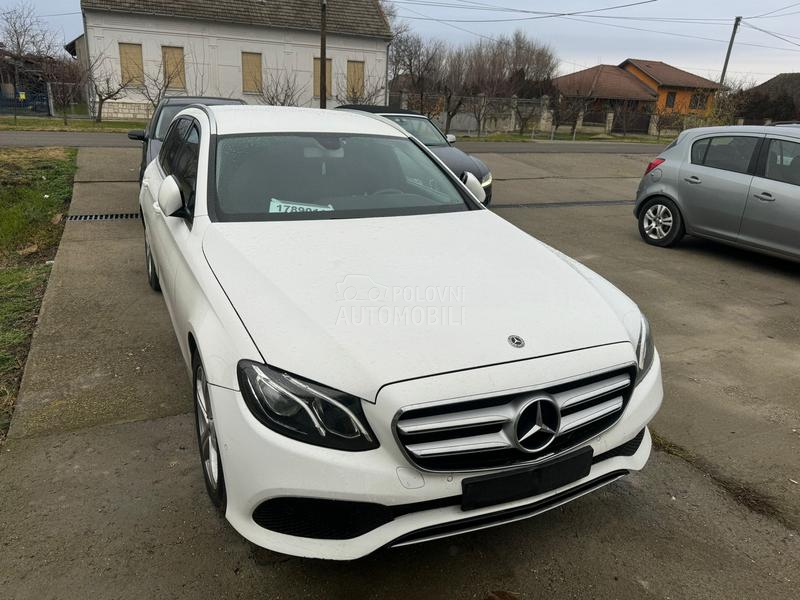 Mercedes Benz E 220 9G tronic 194