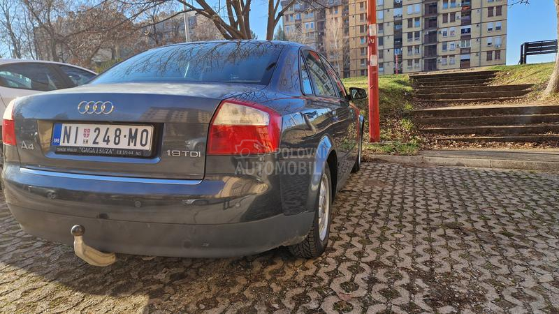 Audi A4 1.9