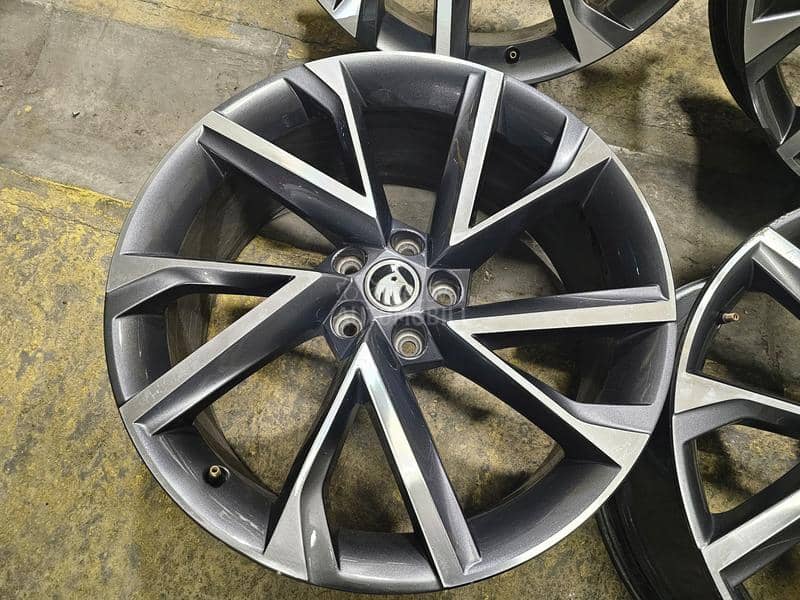 Aluminijumske felne SKODA VRS by BORBET 20" 5 x 112