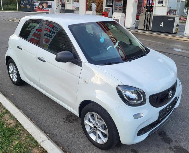 Smart ForFour 1.0b CH