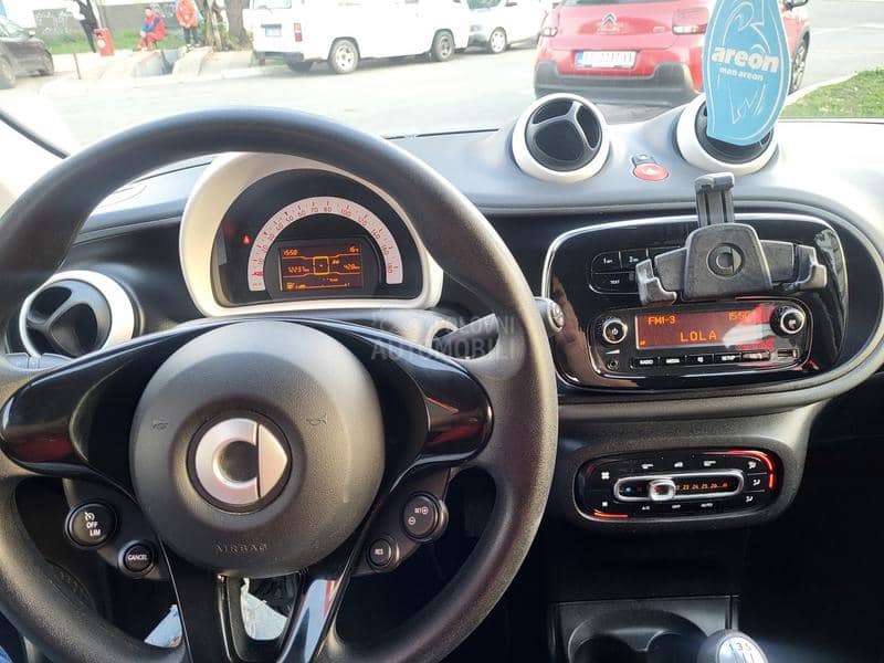 Smart ForFour 1.0b CH