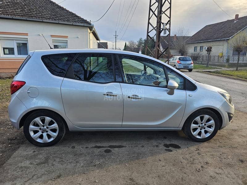 Opel Meriva 1,4 Turbo Cosmo