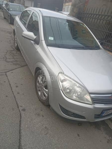 Opel Astra H Z17dti