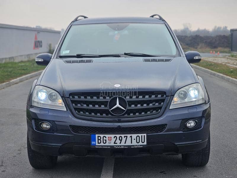 Mercedes Benz ML 320 