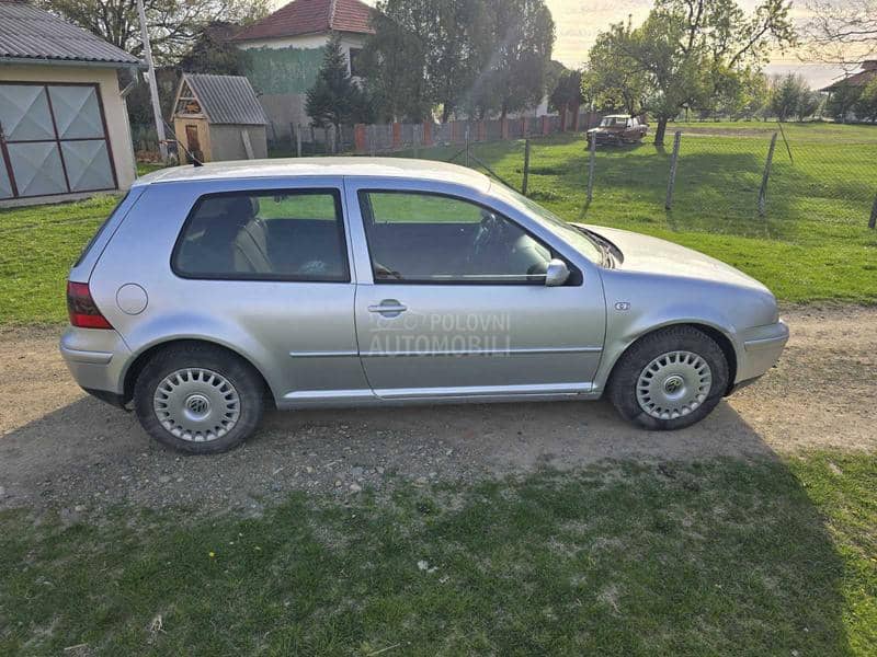 Volkswagen Golf 4 