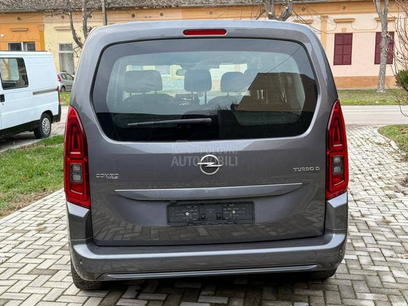 Opel Combo LIFE CH