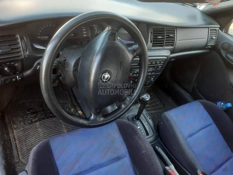 Opel Vectra B 1.8 16V