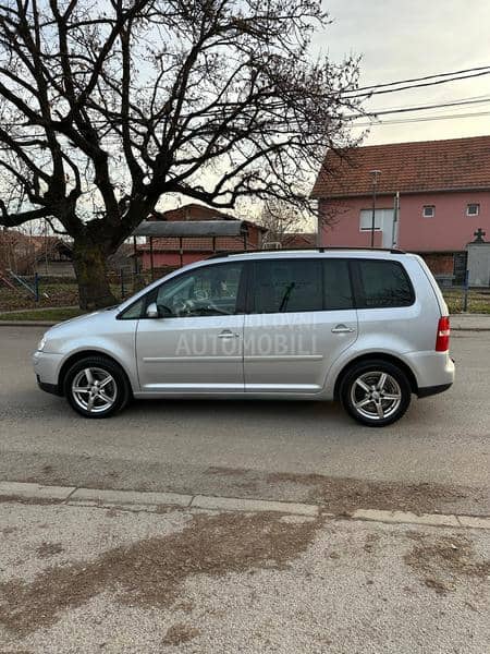 Volkswagen Touran 2.0 TDI