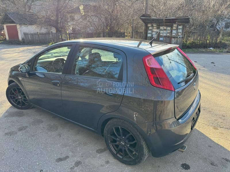 Fiat Punto Grande 1.4 8V