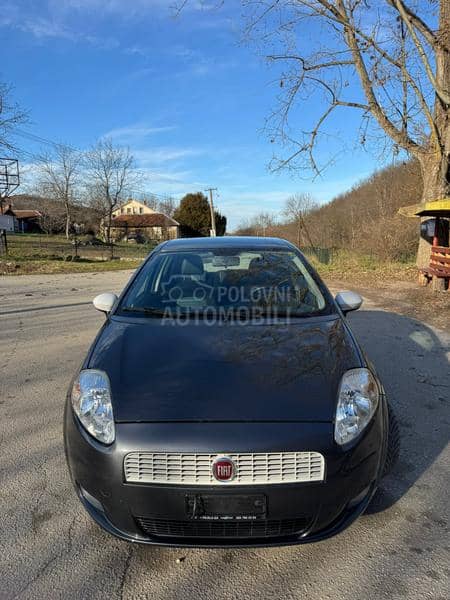 Fiat Punto Grande 1.4 8V