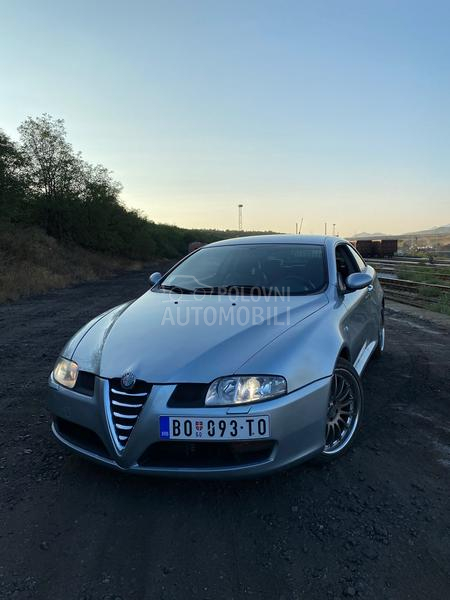 Alfa Romeo GT 1.9 jtd